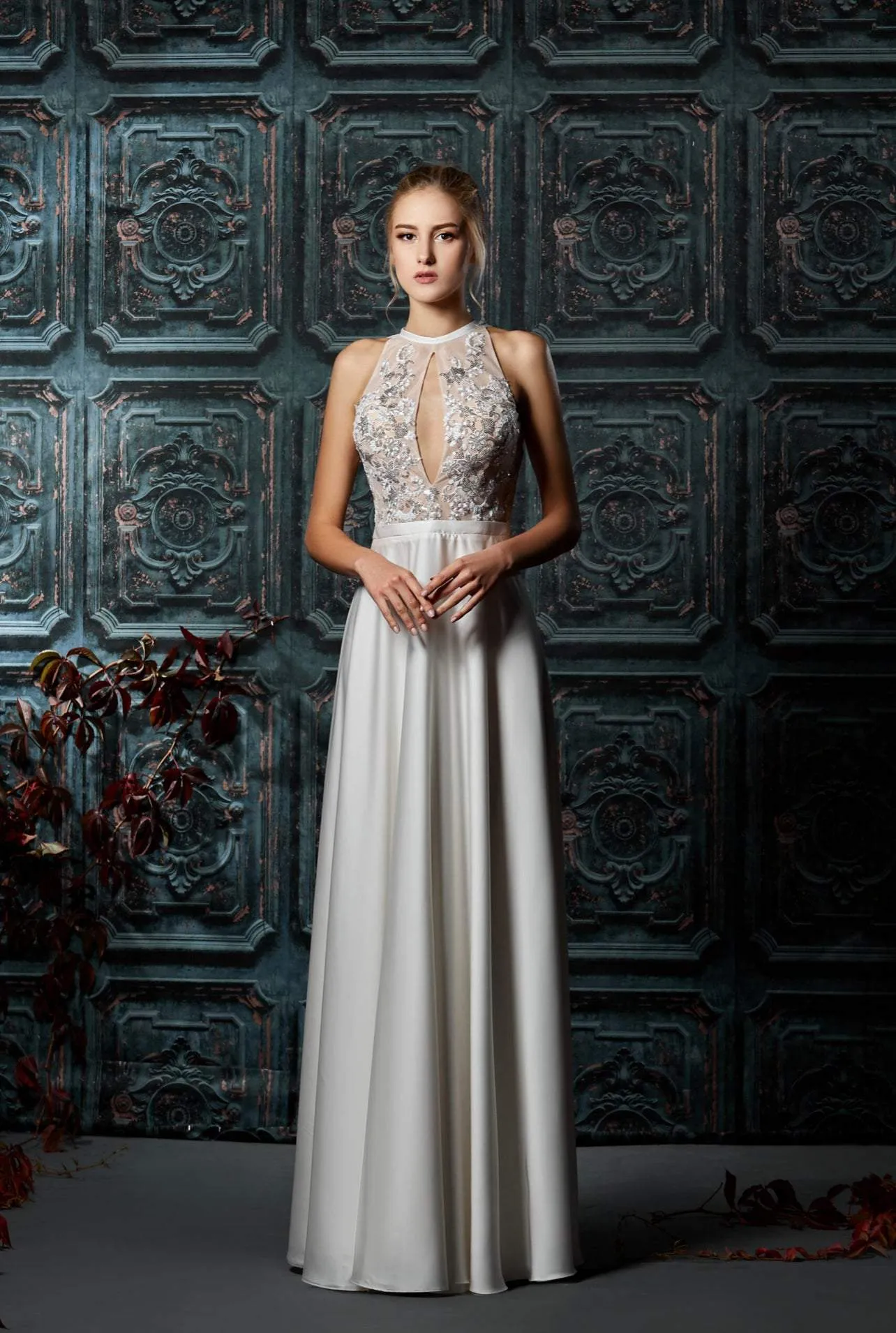 Fine White Wedding Dress