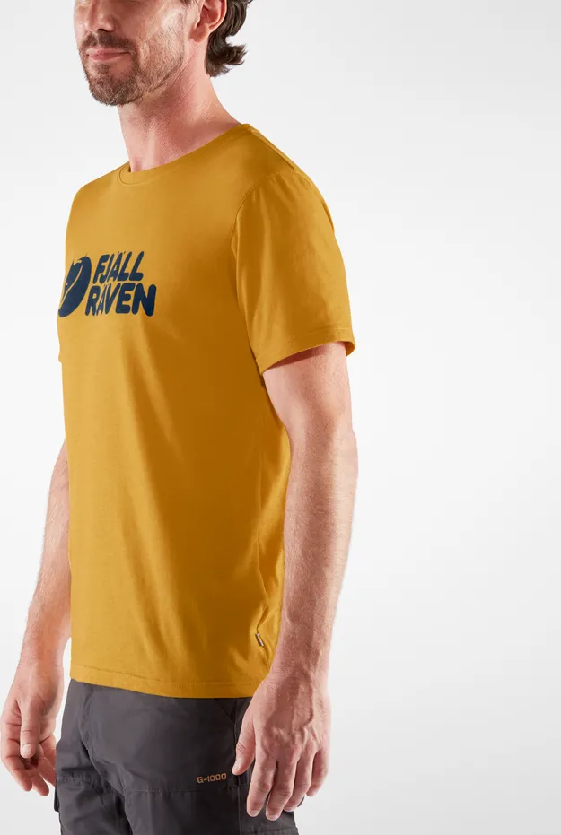 Fjällräven Men&#x27;s Fjällräven Logo T-shirt Ochre | Buy Fjällräven Men&#x27;s Fjällräven Logo T-shirt Ochre here | Outnorth