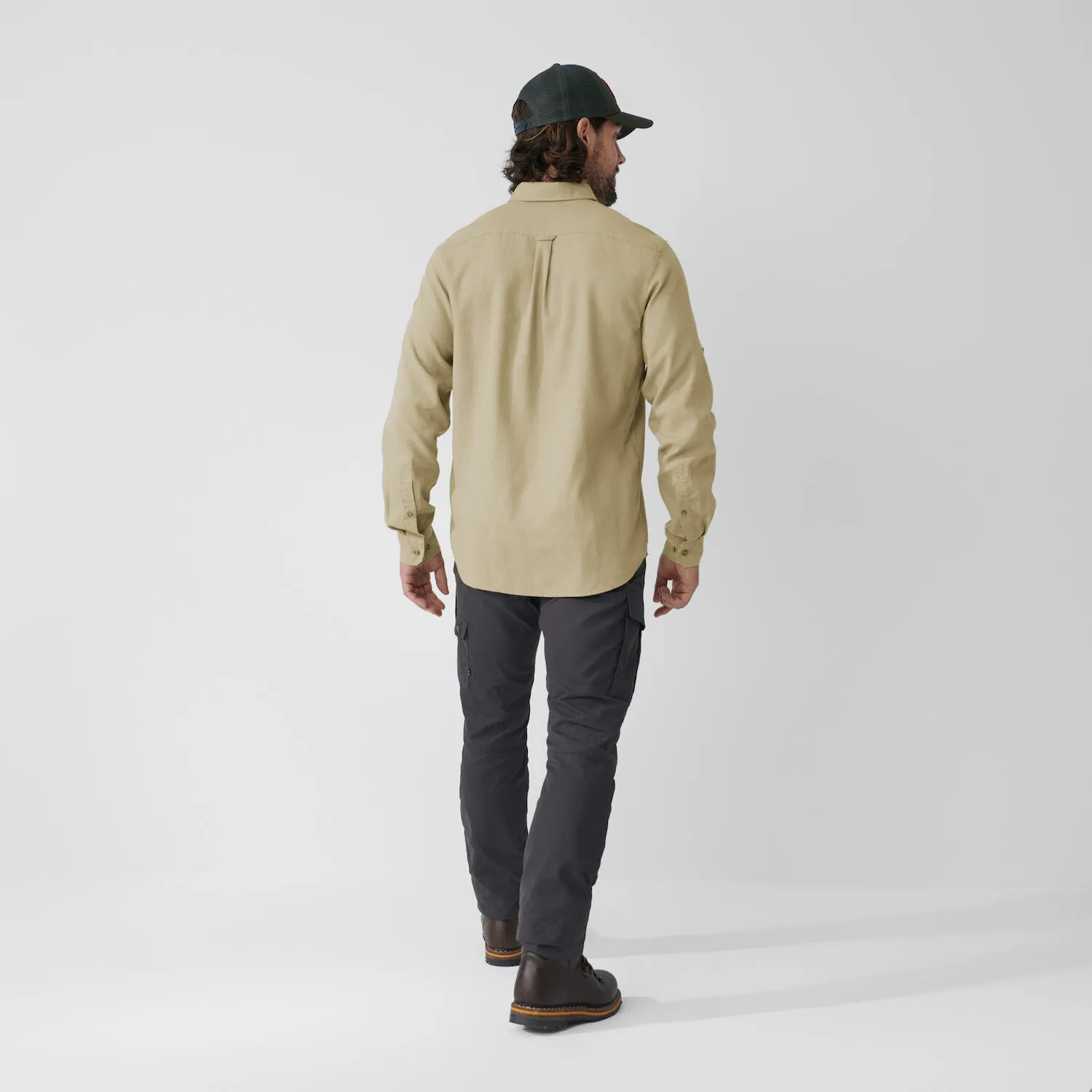 Fjällräven Men&#x27;s Övik Travel Long Sleeved Shirt Dark Navy | Buy Fjällräven Men&#x27;s Övik Travel Long Sleeved Shirt Dark Navy here | Outnorth