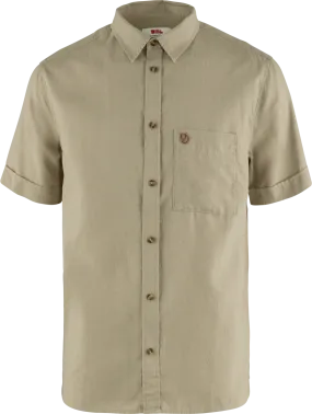 Fjällräven Men&#x27;s Övik Travel Shirt Short Sleeve Sand Stone | Buy Fjällräven Men&#x27;s Övik Travel Shirt Short Sleeve Sand Stone here | Outnorth