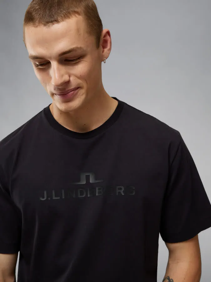 J.Lindeberg Men&#x27;s Alpha T-Shirt Black | Buy J.Lindeberg Men&#x27;s Alpha T-Shirt Black here | Outnorth