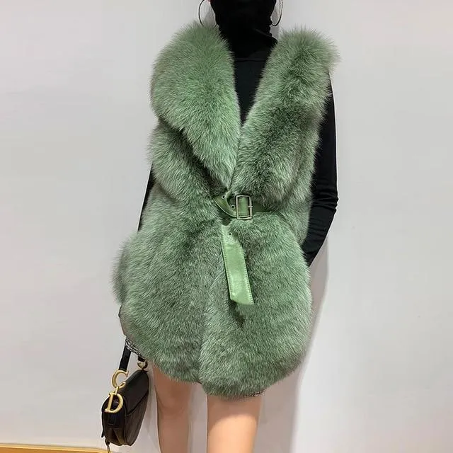 Luxurious Fox Fur Vest – Elegant High Street Fashion for Winter
