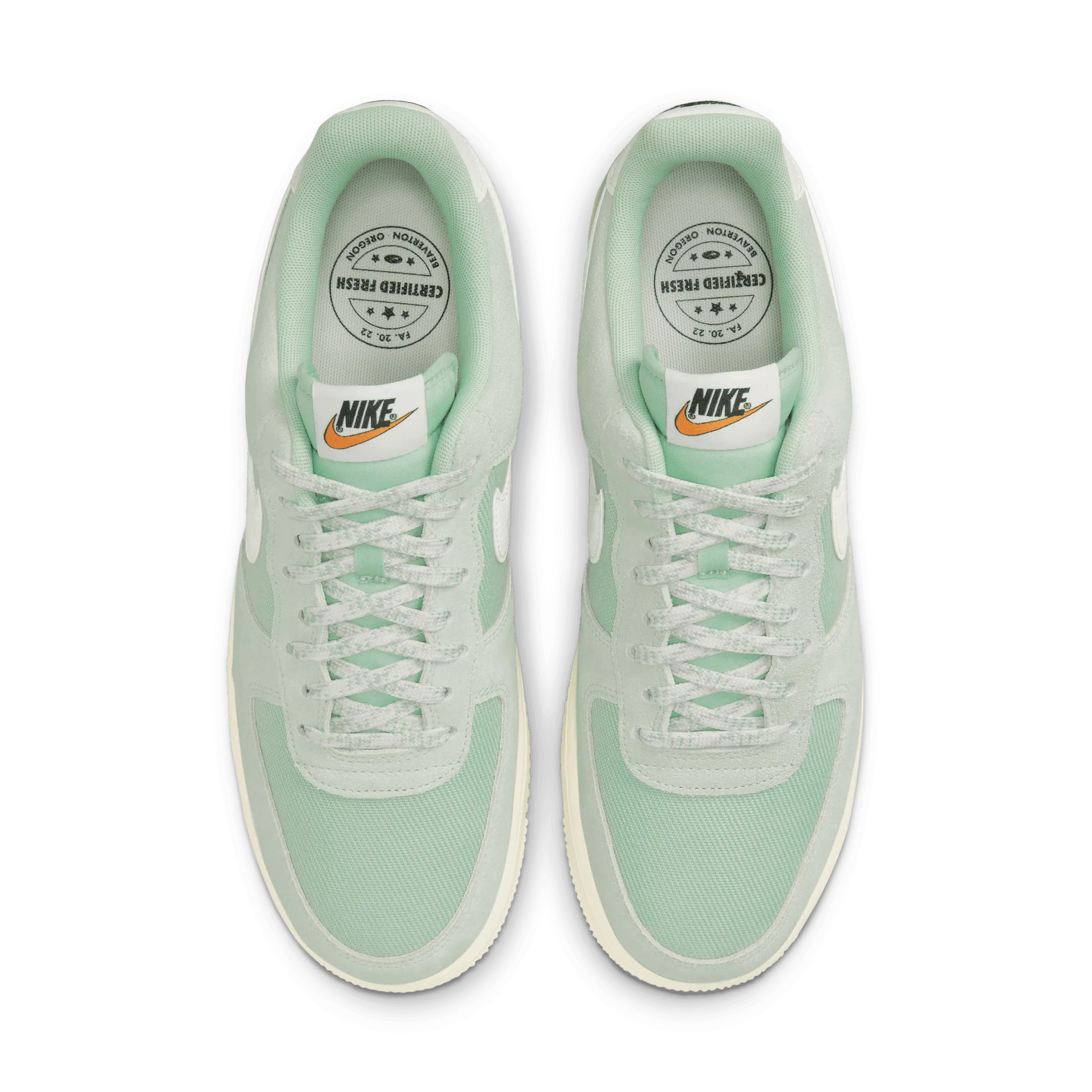 Nike Air Force 1 '07 LV8