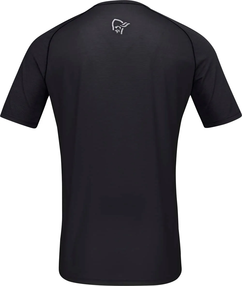 Norrøna Men&#x27;s Fjørå Wool T-Shirt Caviar | Buy Norrøna Men&#x27;s Fjørå Wool T-Shirt Caviar here | Outnorth