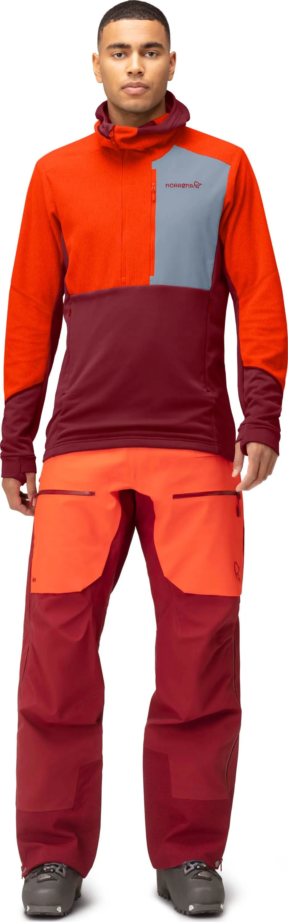 Norrøna Men&#x27;s Lofoten Thermal Pro Hood Arednalin/Rhubarb | Buy Norrøna Men&#x27;s Lofoten Thermal Pro Hood Arednalin/Rhubarb here | Outnorth