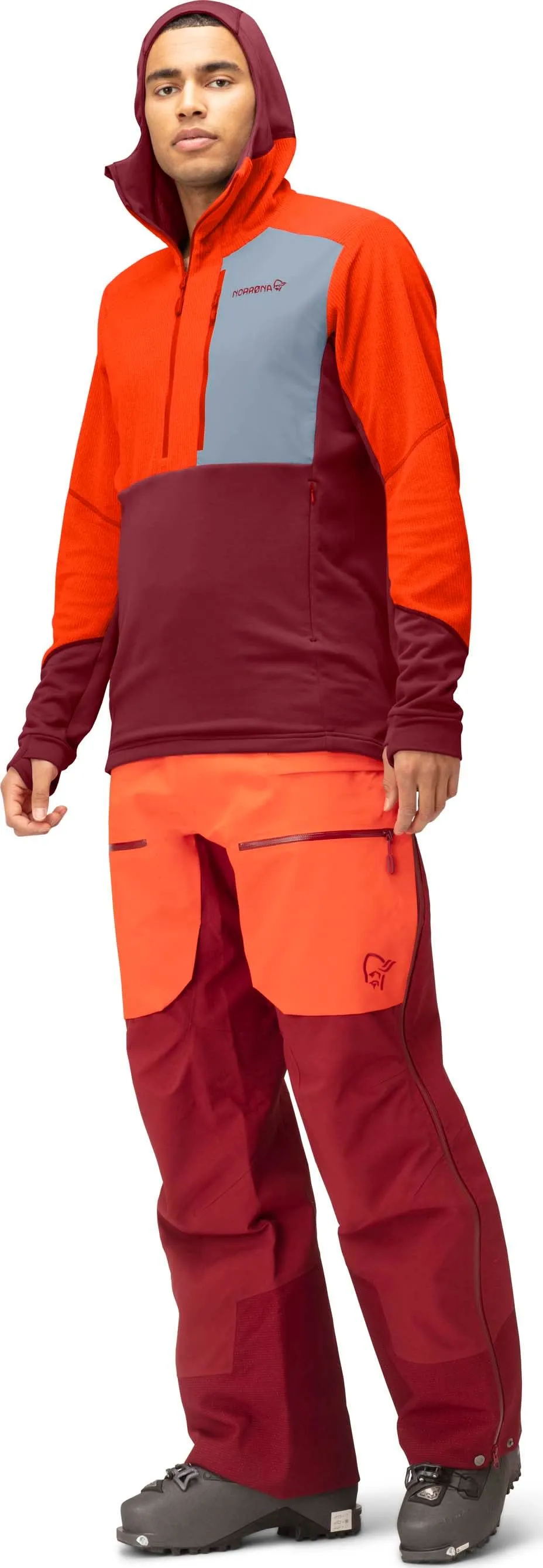 Norrøna Men&#x27;s Lofoten Thermal Pro Hood Arednalin/Rhubarb | Buy Norrøna Men&#x27;s Lofoten Thermal Pro Hood Arednalin/Rhubarb here | Outnorth