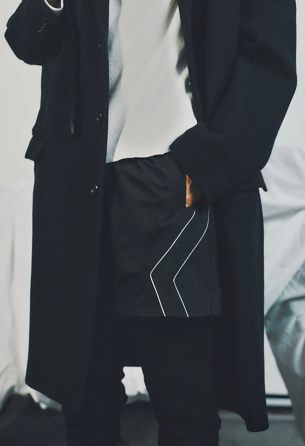 Paneled Nylon Shorts / Black