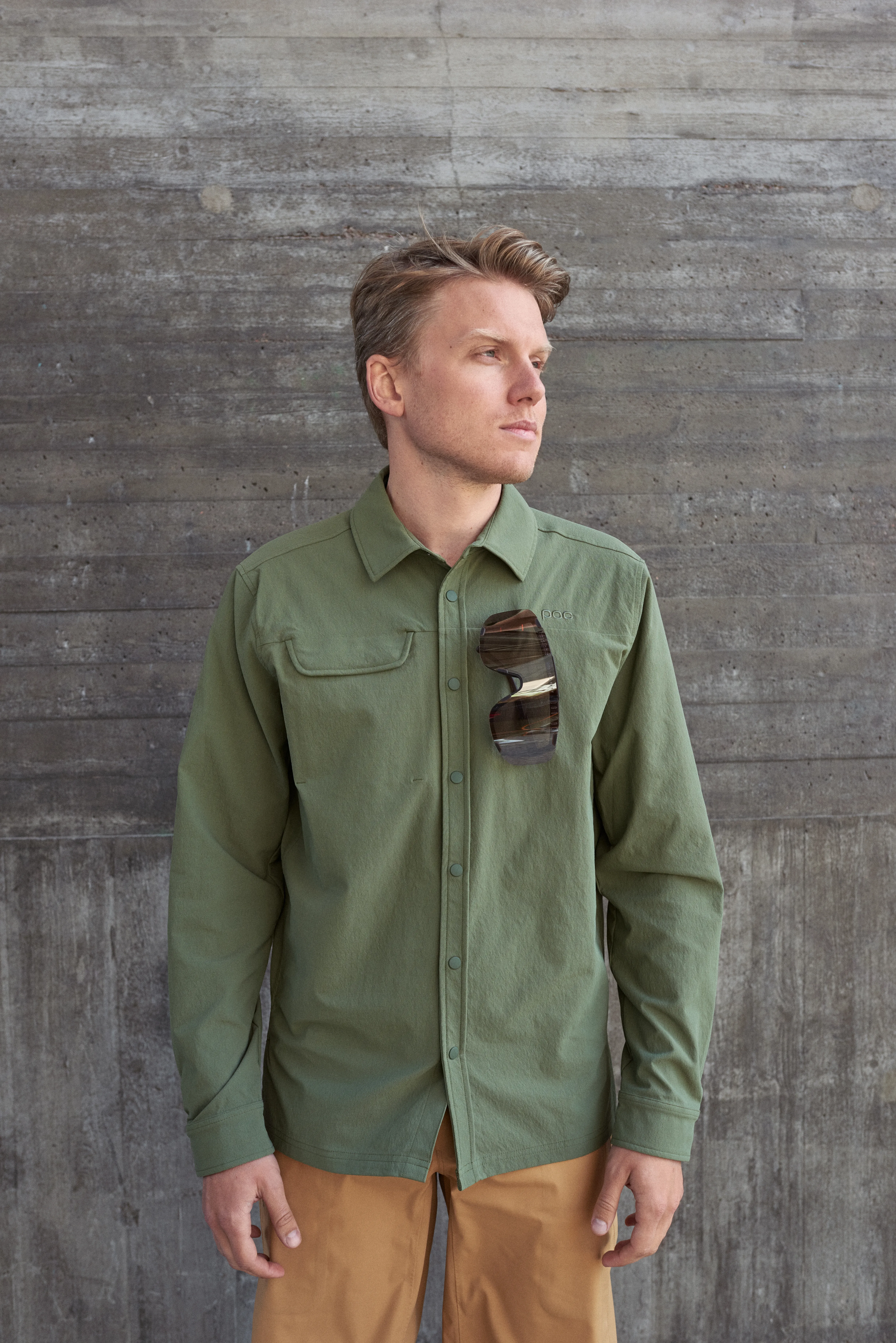 POC Men&#x27;s Rouse Shirt Epidote Green | Buy POC Men&#x27;s Rouse Shirt Epidote Green here | Outnorth