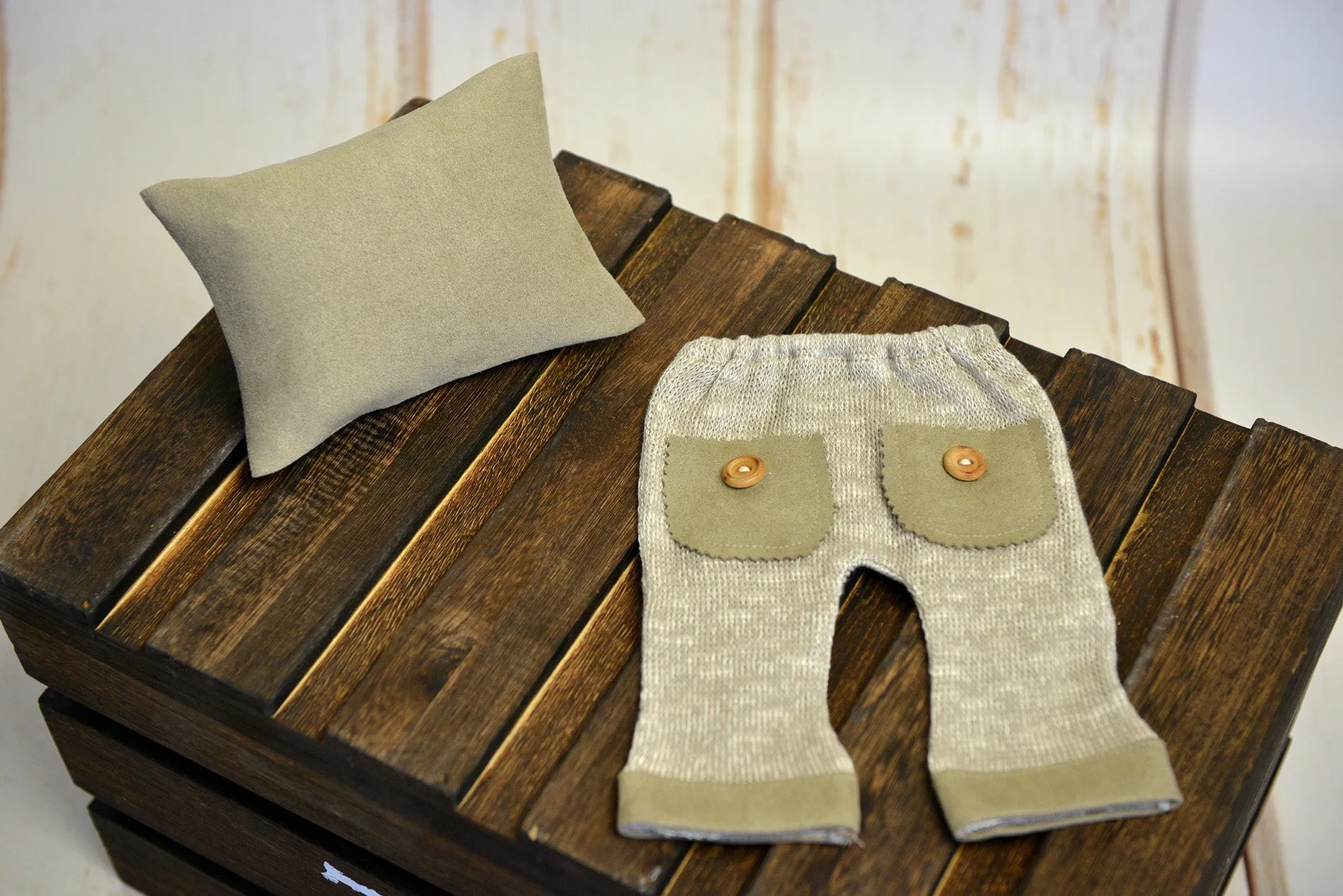 SET Pillow and Pants - Beige