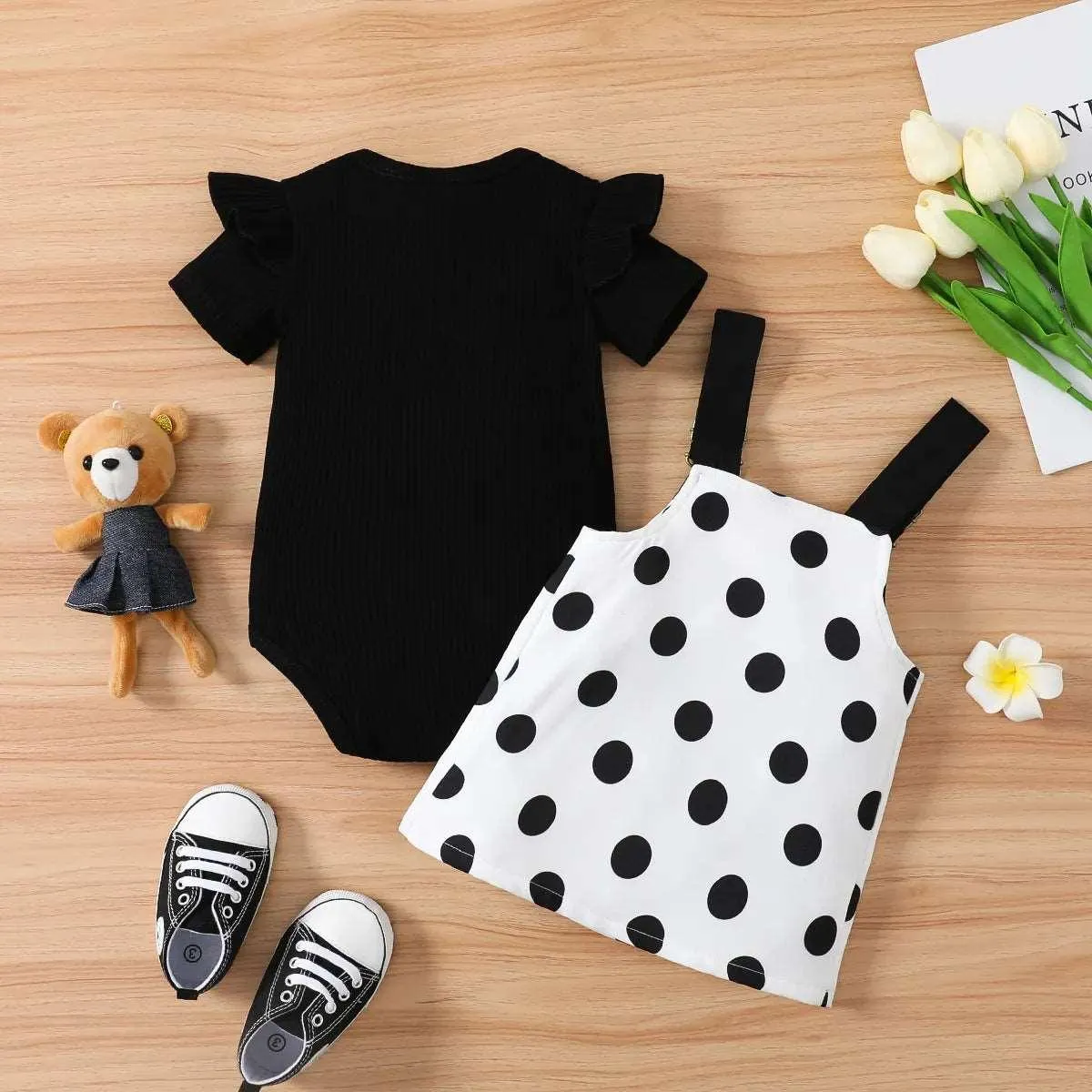 Short-Sleeve Romper with Ruffle Trim and Bear Graphic Overall Dress Set - Baby Girl (2Pcs)