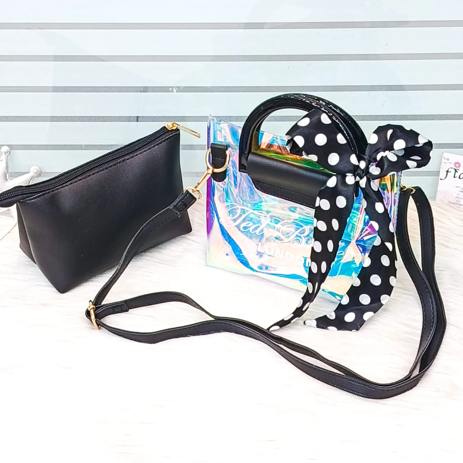 Ted Baker Holographic 2 PCs