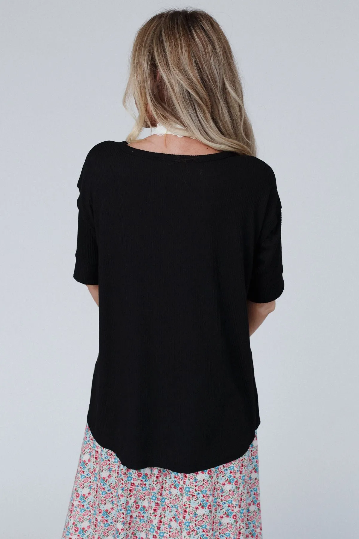 The Nest Leila Ribbed Henley Top - Black