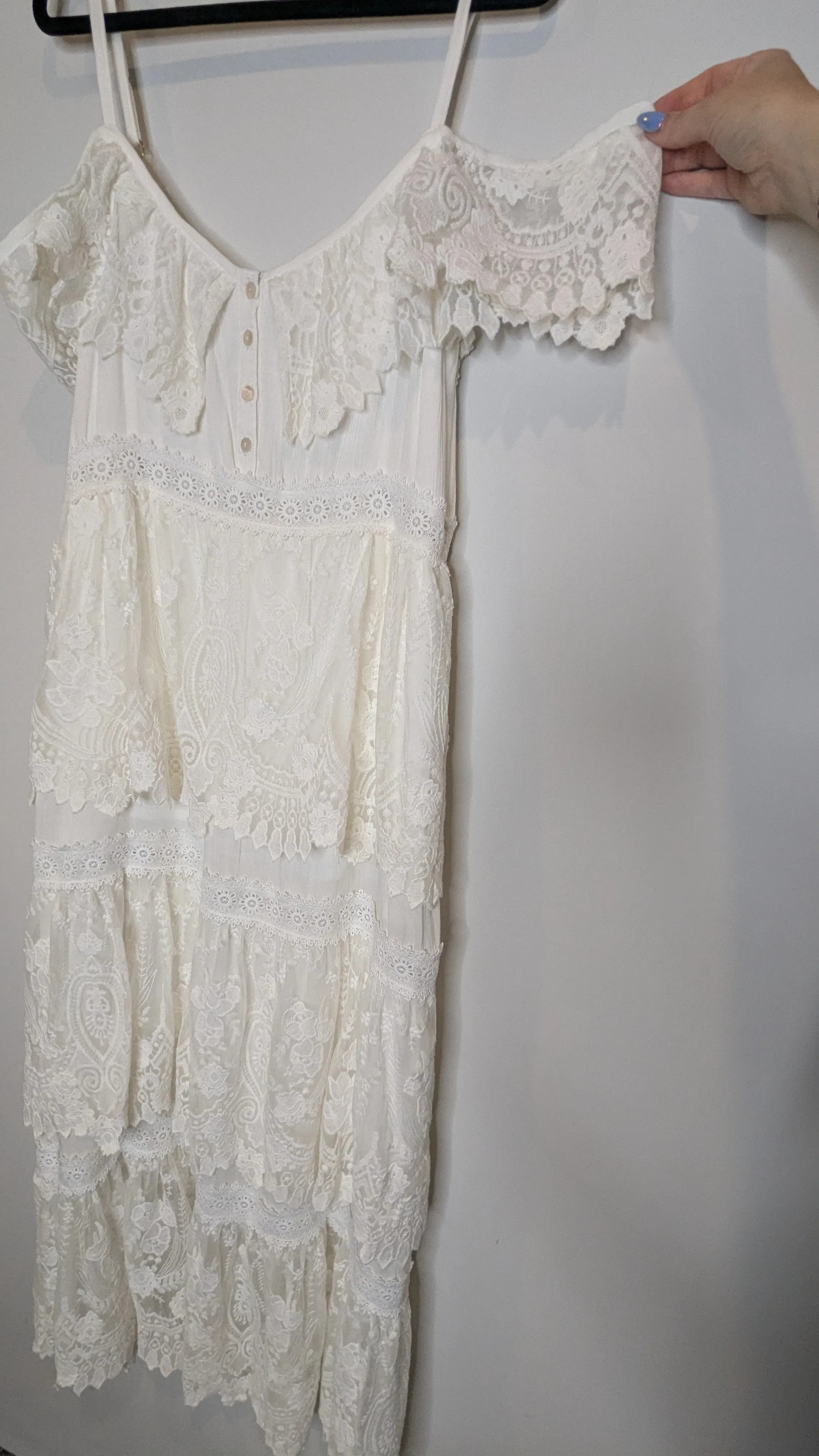 Tulle & Batiste White Lace Tiered Maxi Dress