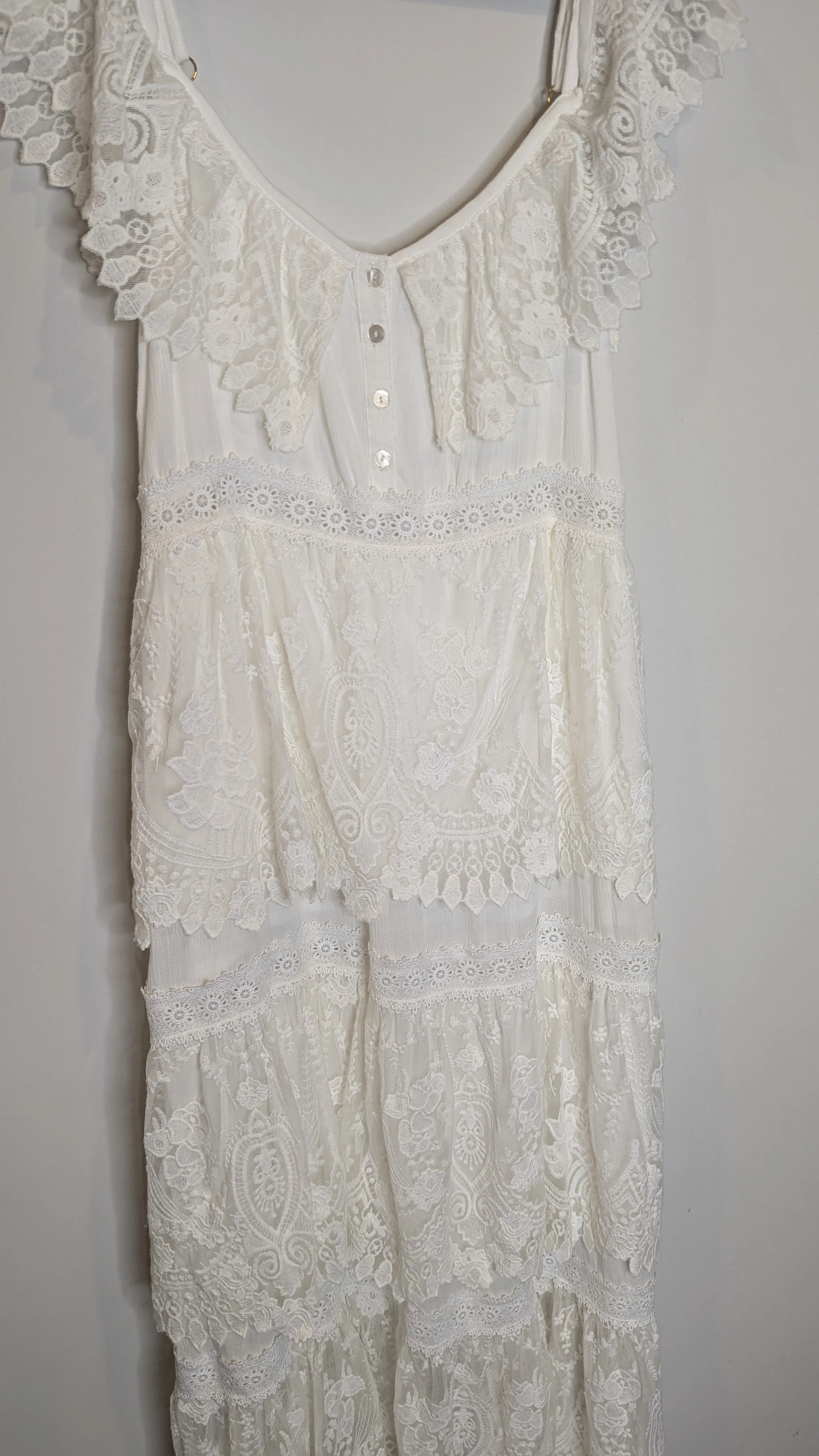 Tulle & Batiste White Lace Tiered Maxi Dress